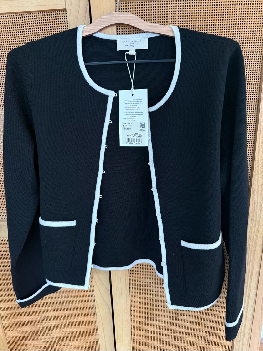 Sezane Brielle Cardigan NWT Large black ecru 100% Wool - Picture 2 of 14
